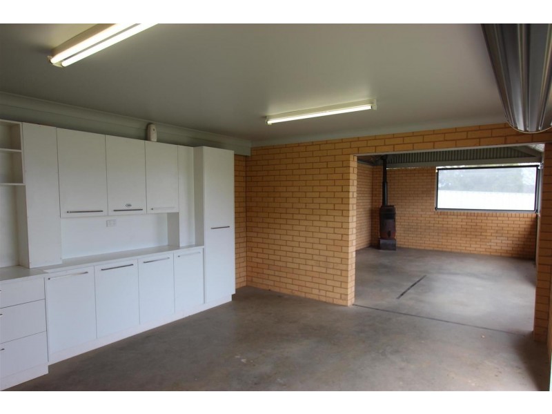 17  Dove Street, Mount Austin NSW 2650