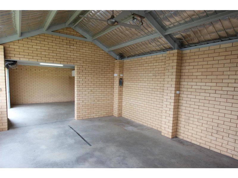 17  Dove Street, Mount Austin NSW 2650