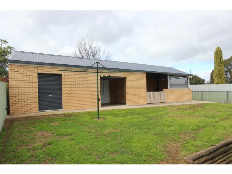 17  Dove Street, Mount Austin NSW 2650