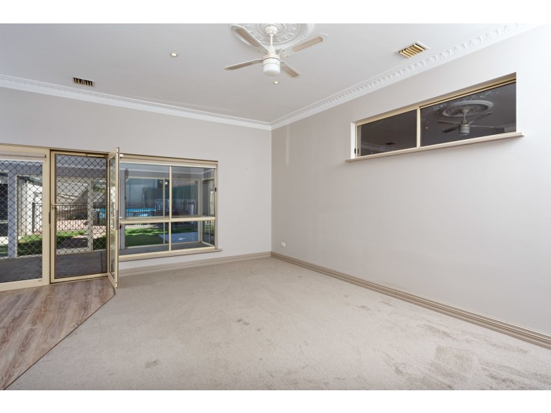 3 Rhoda Avenue, Wagga Wagga NSW 2650