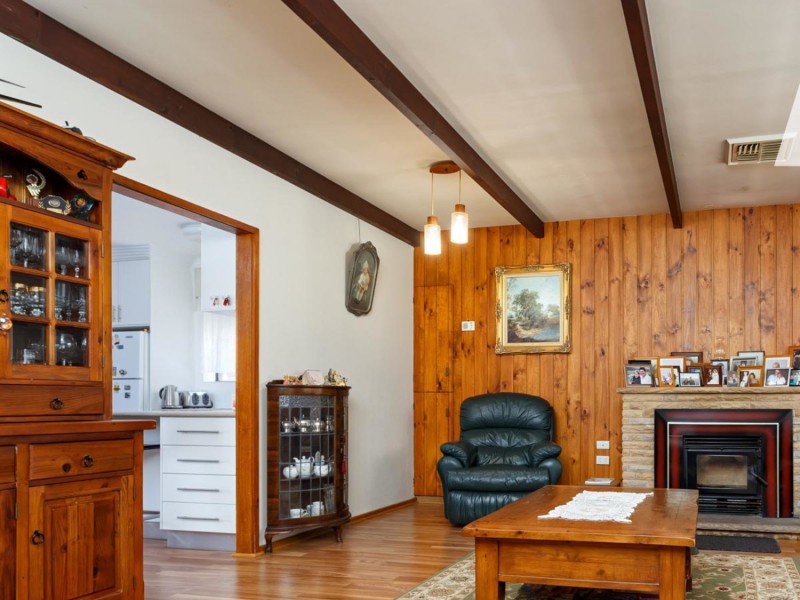 25 Anne Street, Tolland NSW 2650