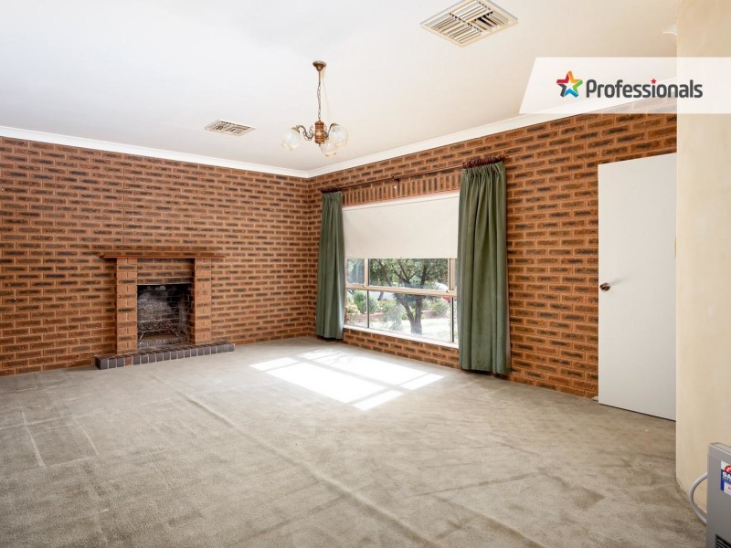 3 Corella Place, Estella NSW 2650