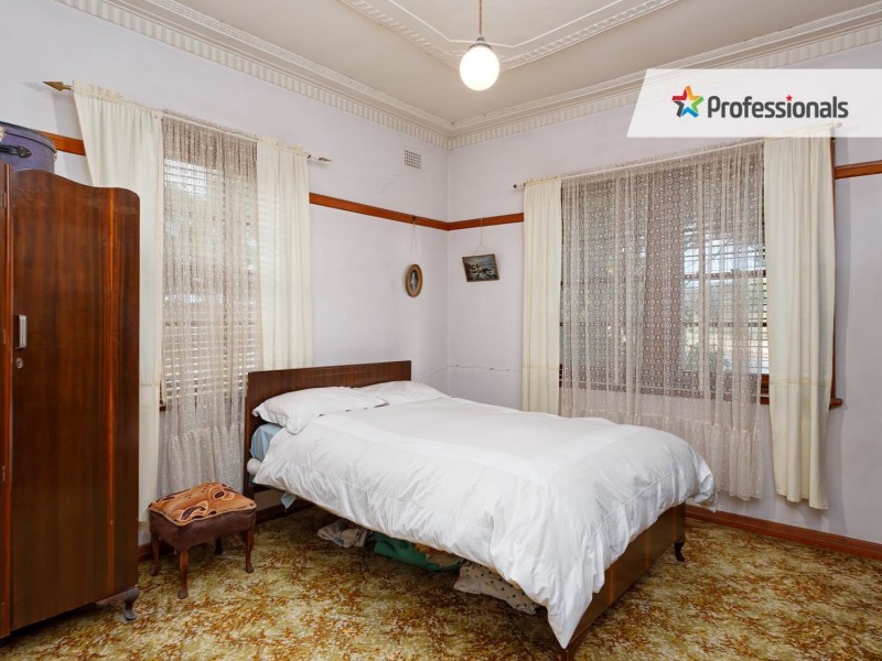 52 Grandveiw Avenue, Turvey Park NSW 2650