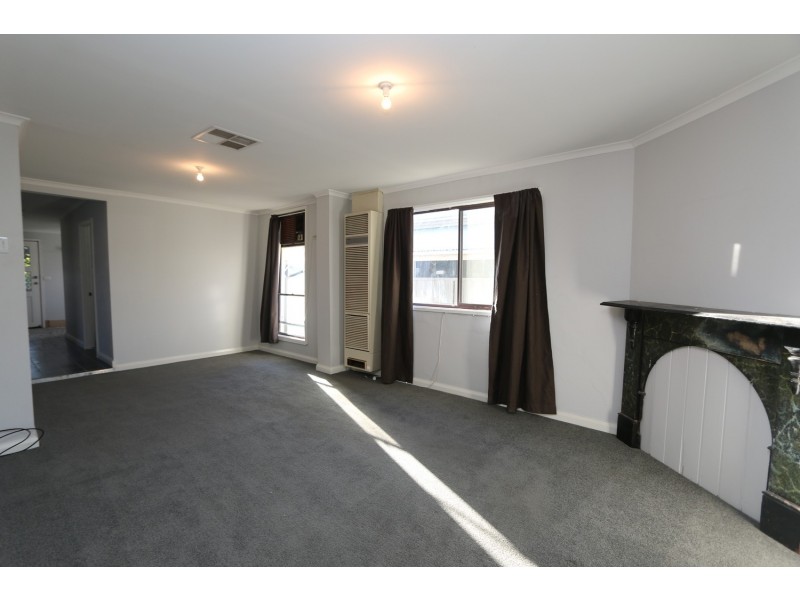 30 Broad Street, Wagga Wagga NSW 2650