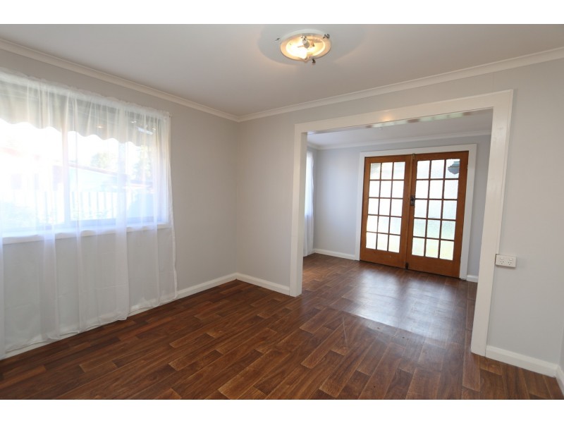 30 Broad Street, Wagga Wagga NSW 2650