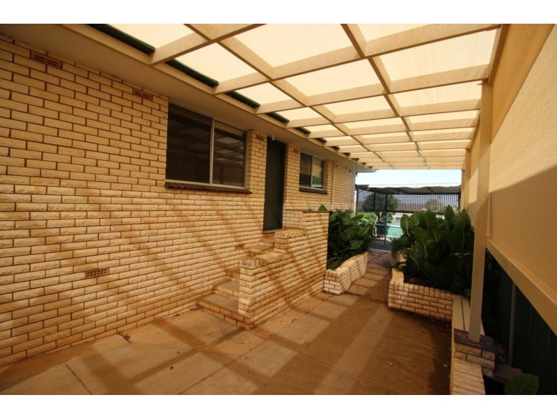 6 Truman Avenue, Tolland NSW 2650