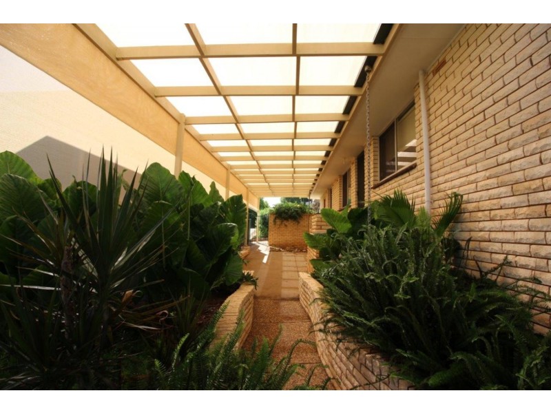 6 Truman Avenue, Tolland NSW 2650