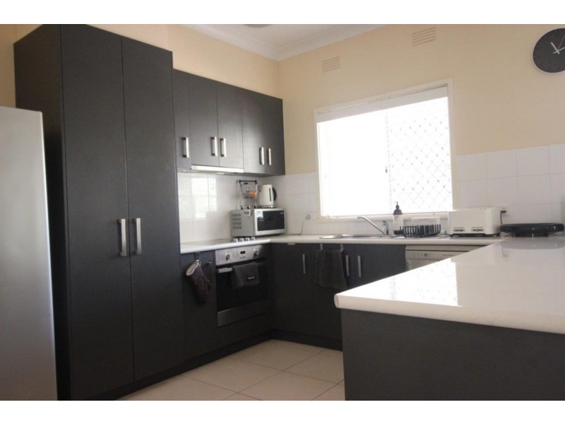 35 Malaya Drive, Tolland NSW 2650
