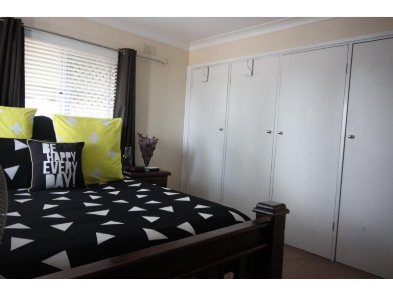 35 Malaya Drive, Tolland NSW 2650