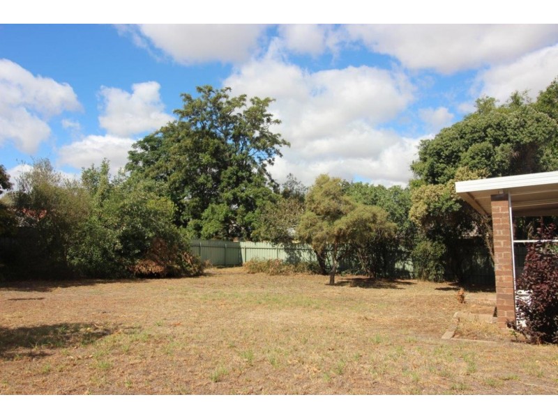 35 Malaya Drive, Tolland NSW 2650