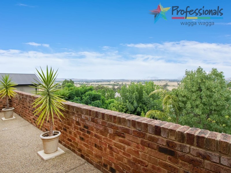 18 Stellway Close, Kooringal NSW 2650