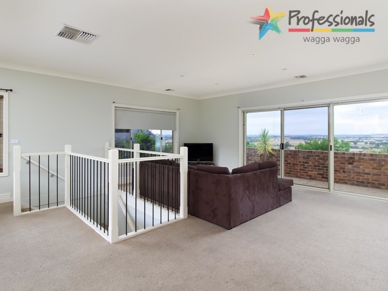 18 Stellway Close, Kooringal NSW 2650