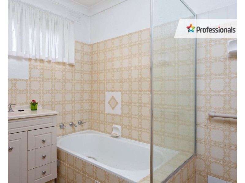 12 Veale Street, Ashmont NSW 2650