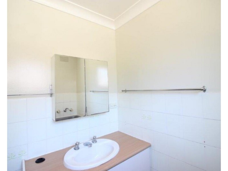 1/8 Edney Street, Wagga Wagga NSW 2650