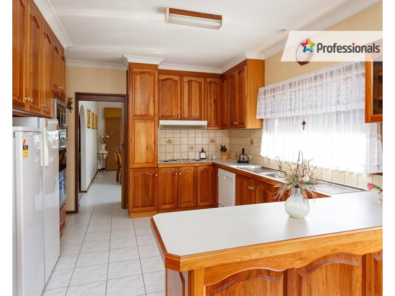 3 Malaya Drive, Tolland NSW 2650