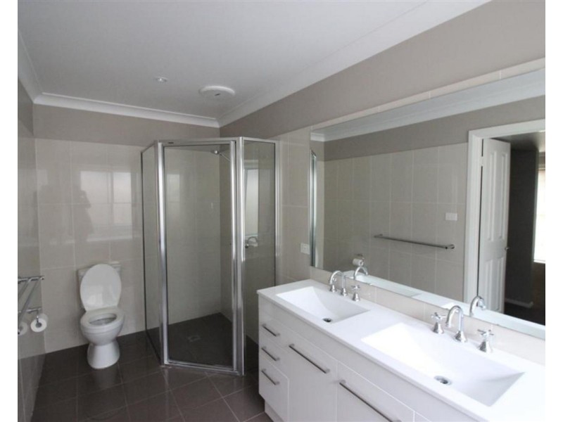66 Strickland Drive, Boorooma NSW 2650