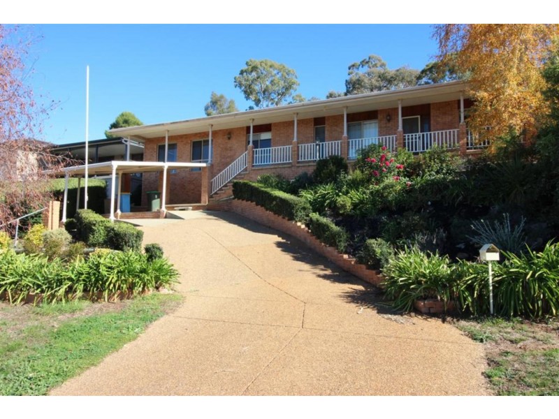 24 Andrews Avenue, Kooringal NSW 2650