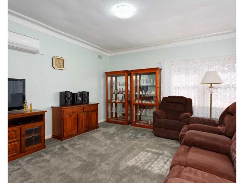 156 Fernleigh Road, Mount Austin NSW 2650