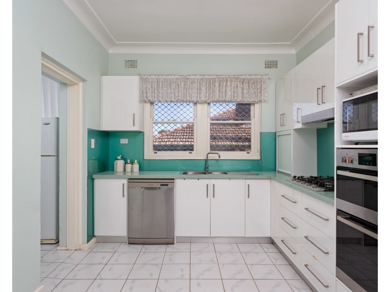 156 Fernleigh Road, Mount Austin NSW 2650