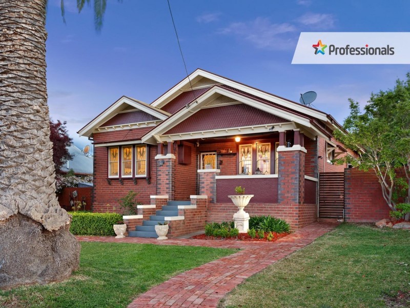 96 Coleman Street, Wagga Wagga NSW 2650