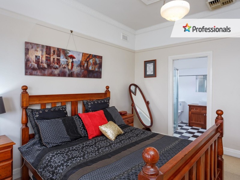 96 Coleman Street, Wagga Wagga NSW 2650