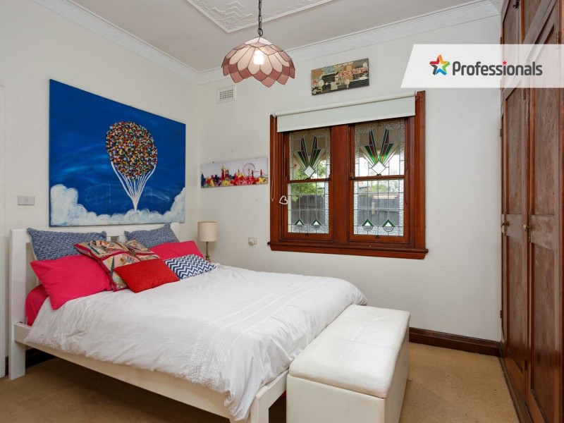 96 Coleman Street, Wagga Wagga NSW 2650