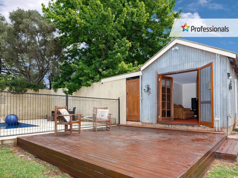 96 Coleman Street, Wagga Wagga NSW 2650