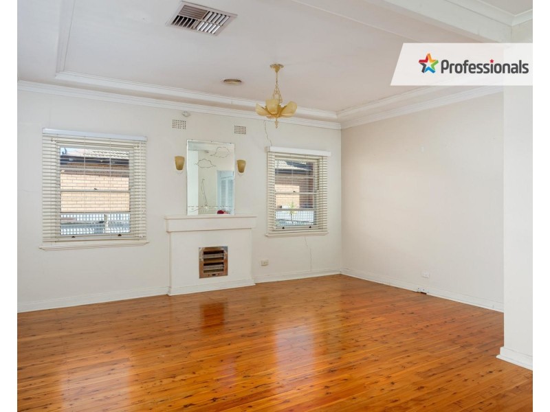 10 Sullivan Avenue, Wagga Wagga NSW 2650