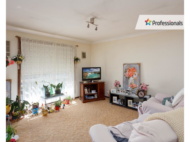 27 Kenneally Street, Wagga Wagga NSW 2650