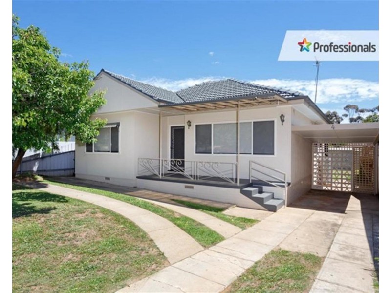 4 Tucker Street, Turvey Park NSW 2650