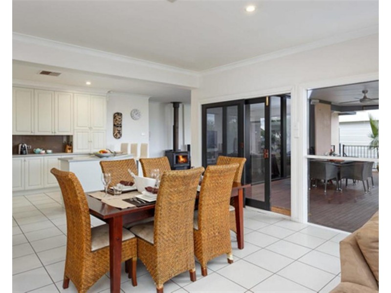 11 Warrawong Street, Kooringal NSW 2650