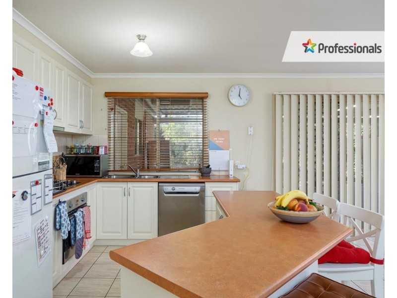 6 Grampian Place, Tatton NSW 2650