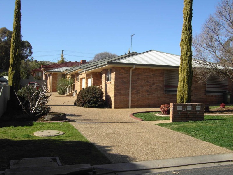 2/27 Kenneally Street, Wagga Wagga NSW 2650