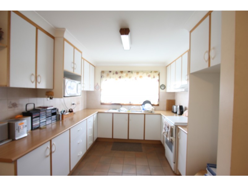 2/27 Kenneally Street, Wagga Wagga NSW 2650