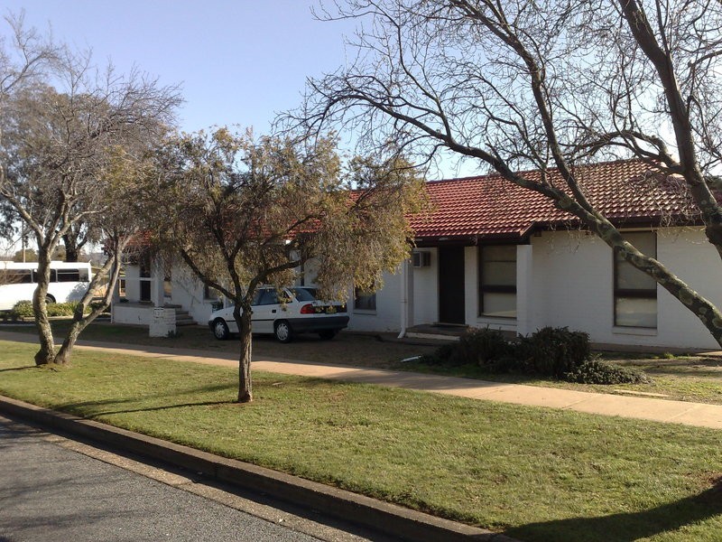 3/263 Bourke Street, Tolland NSW 2650