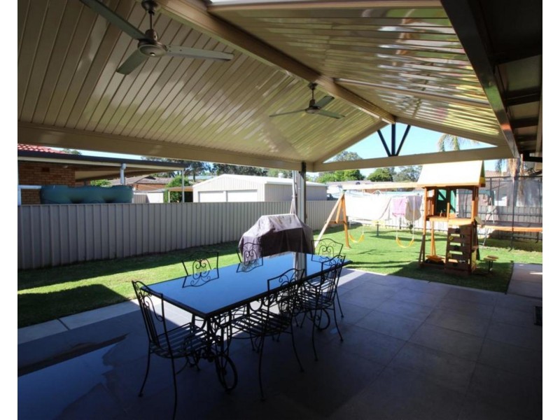 39 Walana Crescent, Kooringal NSW 2650
