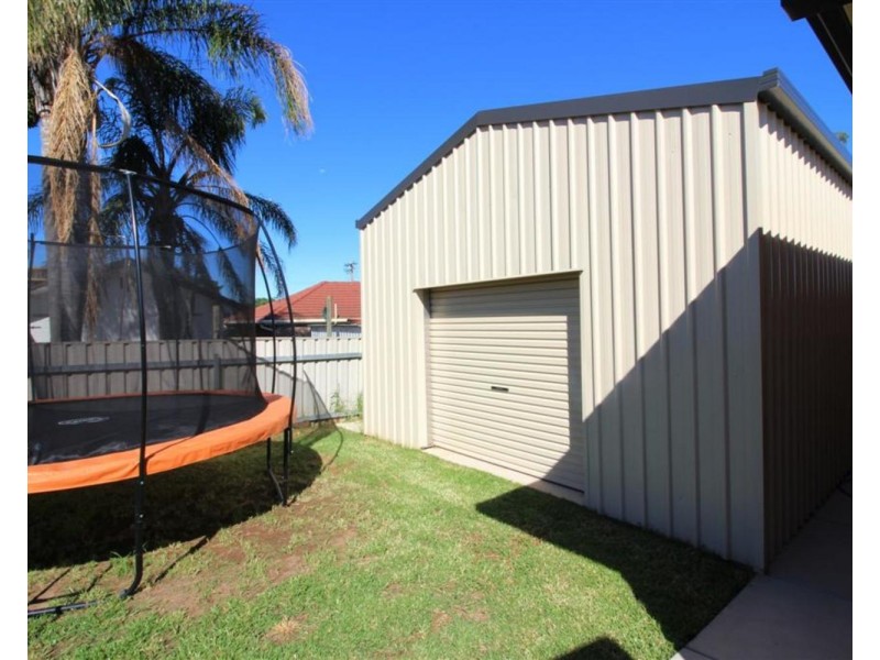 39 Walana Crescent, Kooringal NSW 2650
