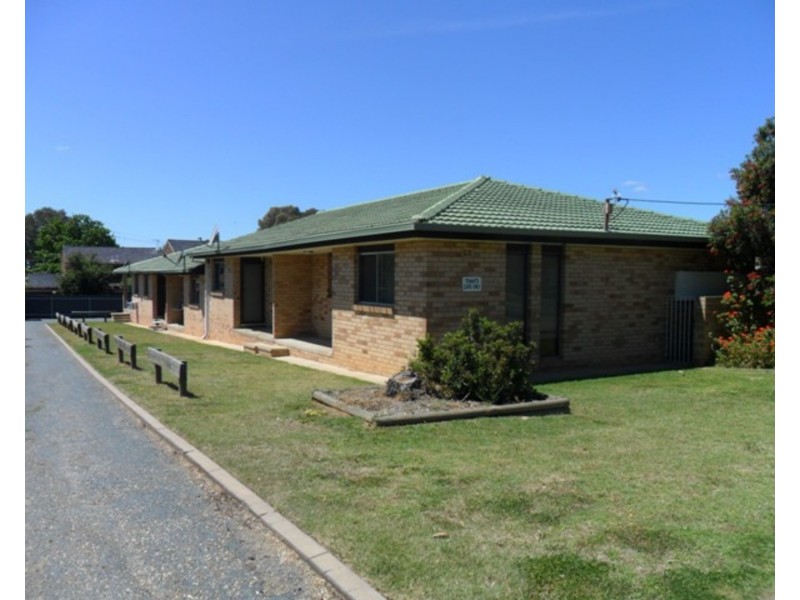 1/15 Edney Street, Kooringal NSW 2650