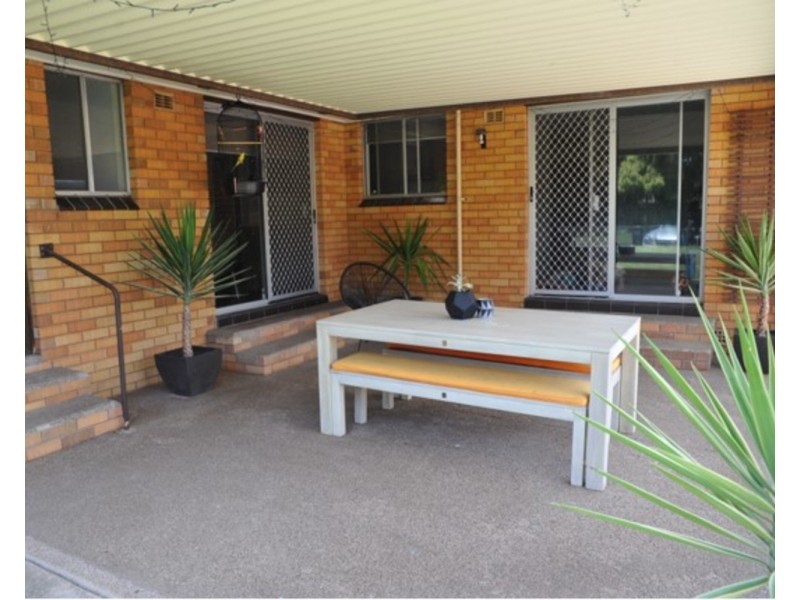 34 Geneva Crescent, Lake Albert NSW 2650