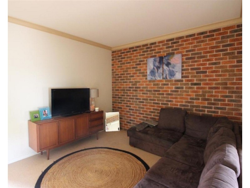 2/76 Brookong Avenue, Wagga Wagga NSW 2650