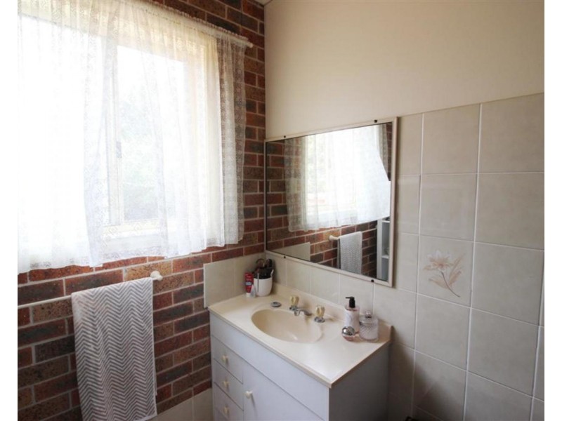 2/76 Brookong Avenue, Wagga Wagga NSW 2650