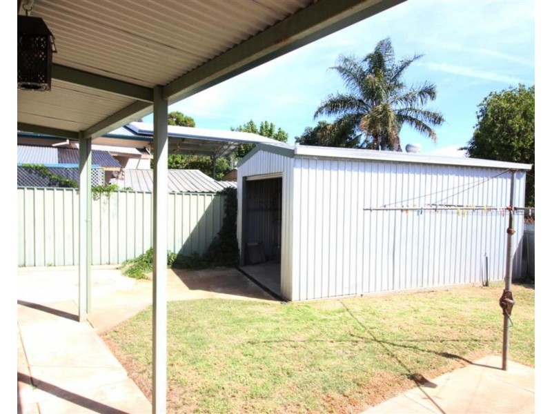 18 Beltana Avenue, Mount Austin NSW 2650