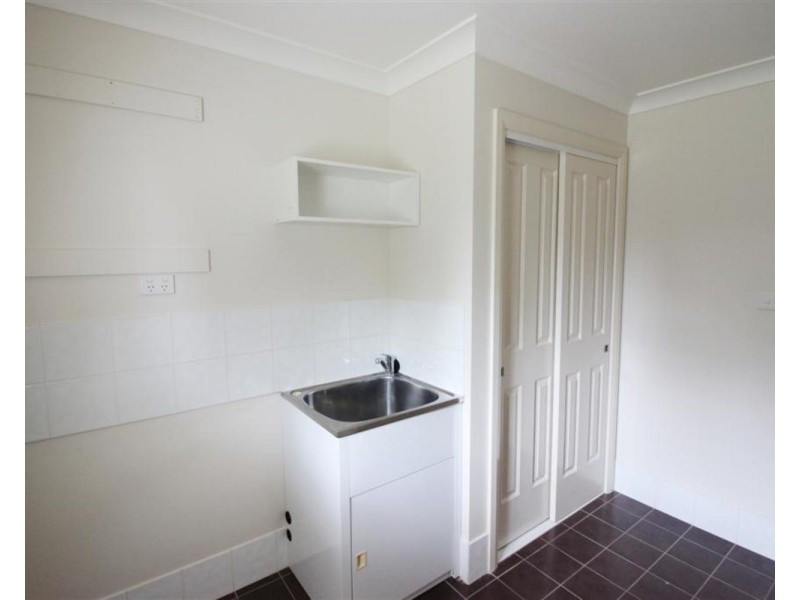 21 Barrima Drive, Glenfield Park NSW 2650