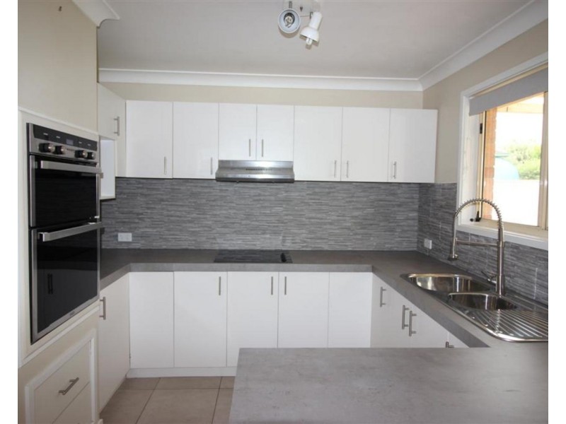 10 Yentoo Drive, Wagga Wagga NSW 2650