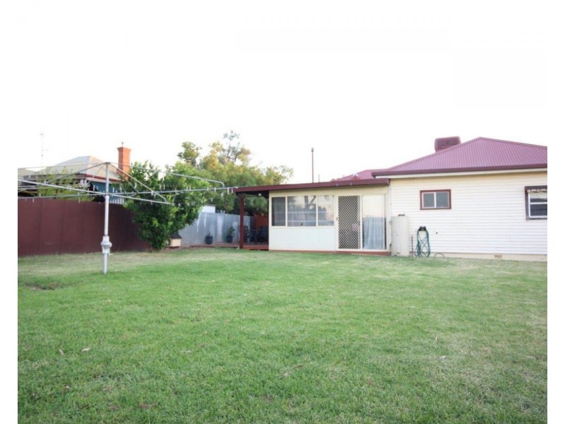 7 Gloucester Street, Junee NSW 2663