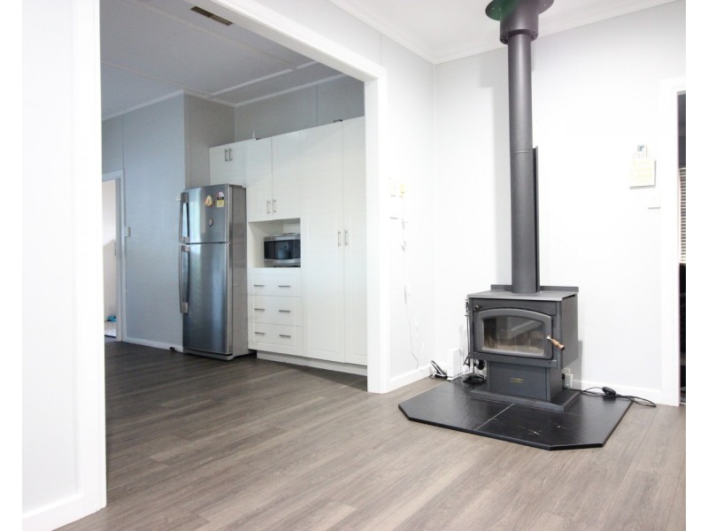 7 Gloucester Street, Junee NSW 2663