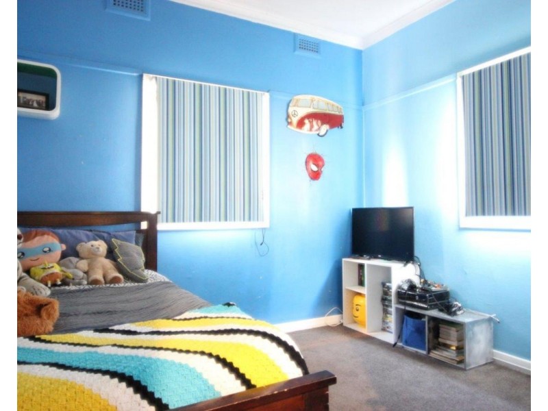 7 Gloucester Street, Junee NSW 2663