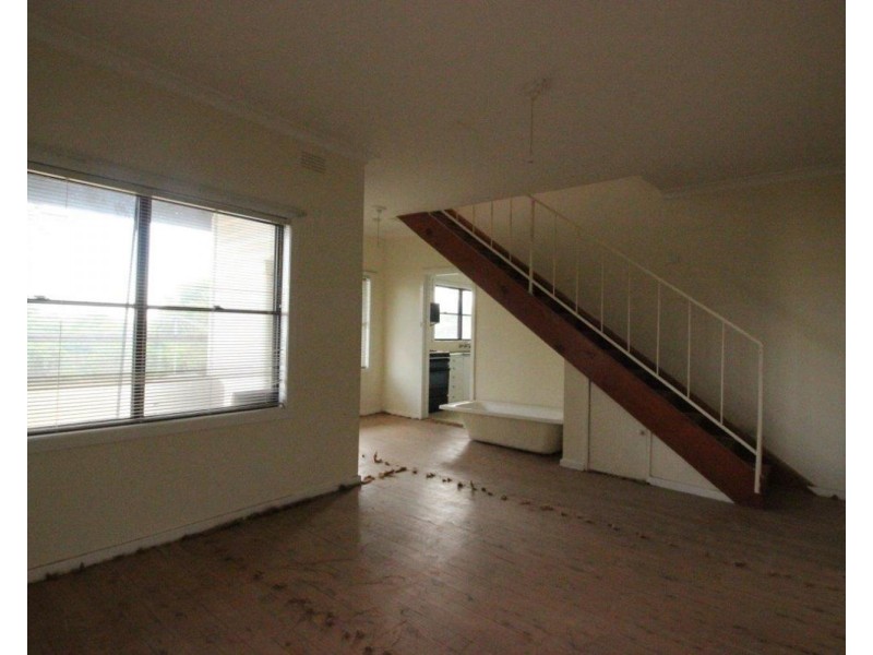 11 Fernleigh Road, Wagga Wagga NSW 2650