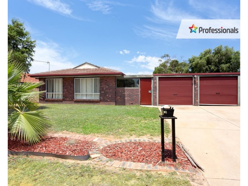 3 Naretha Street, Glenfield Park NSW 2650