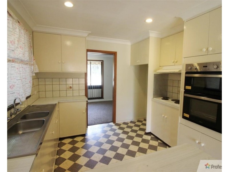 34 Maher Street, Tolland NSW 2650